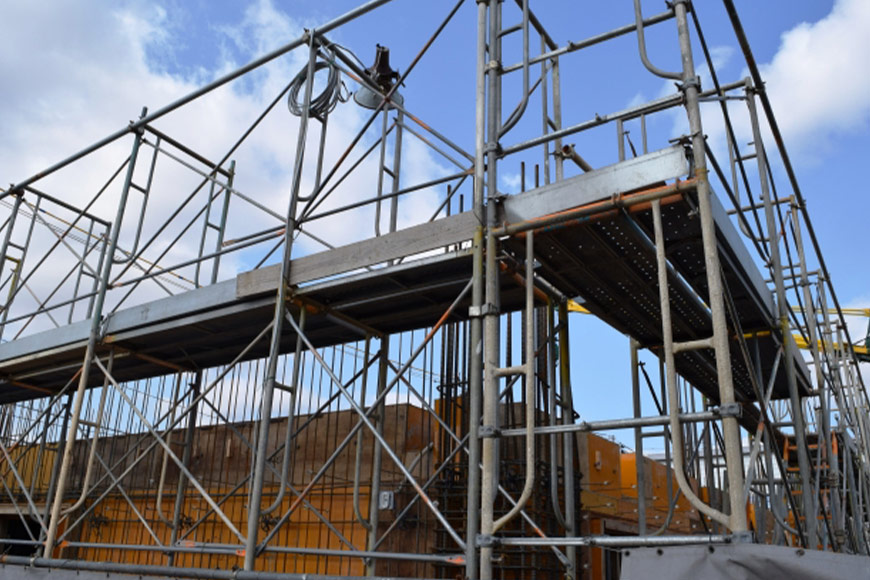 設備架台工事とは